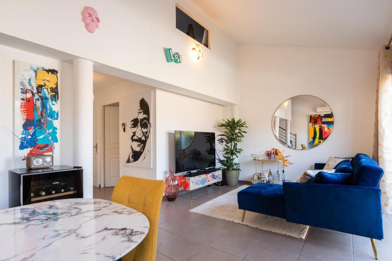 L'Avant Scene Meuble 5 Etoiles Parking Gratuit Jacuzzi Avignon Exterior photo