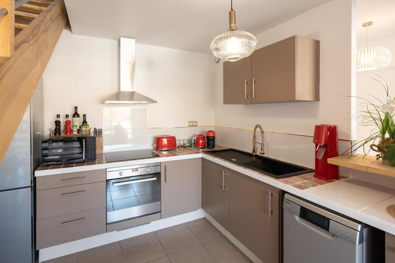 L'Avant Scene Meuble 5 Etoiles Parking Gratuit Jacuzzi Avignon Exterior photo